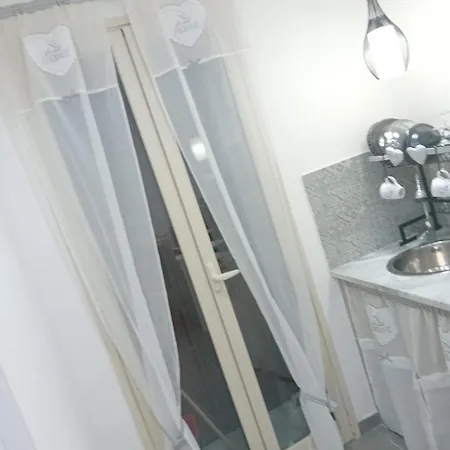 Pietro Fudduni Apartman *